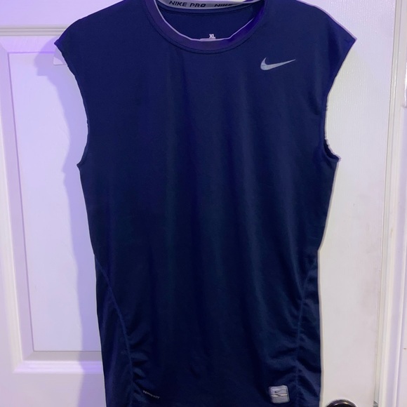 Tank Top / Nike - Picture 1 of 3